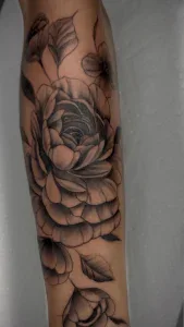 Floral tattoo by Legendary Tattoos In Las Vegas Nevada.